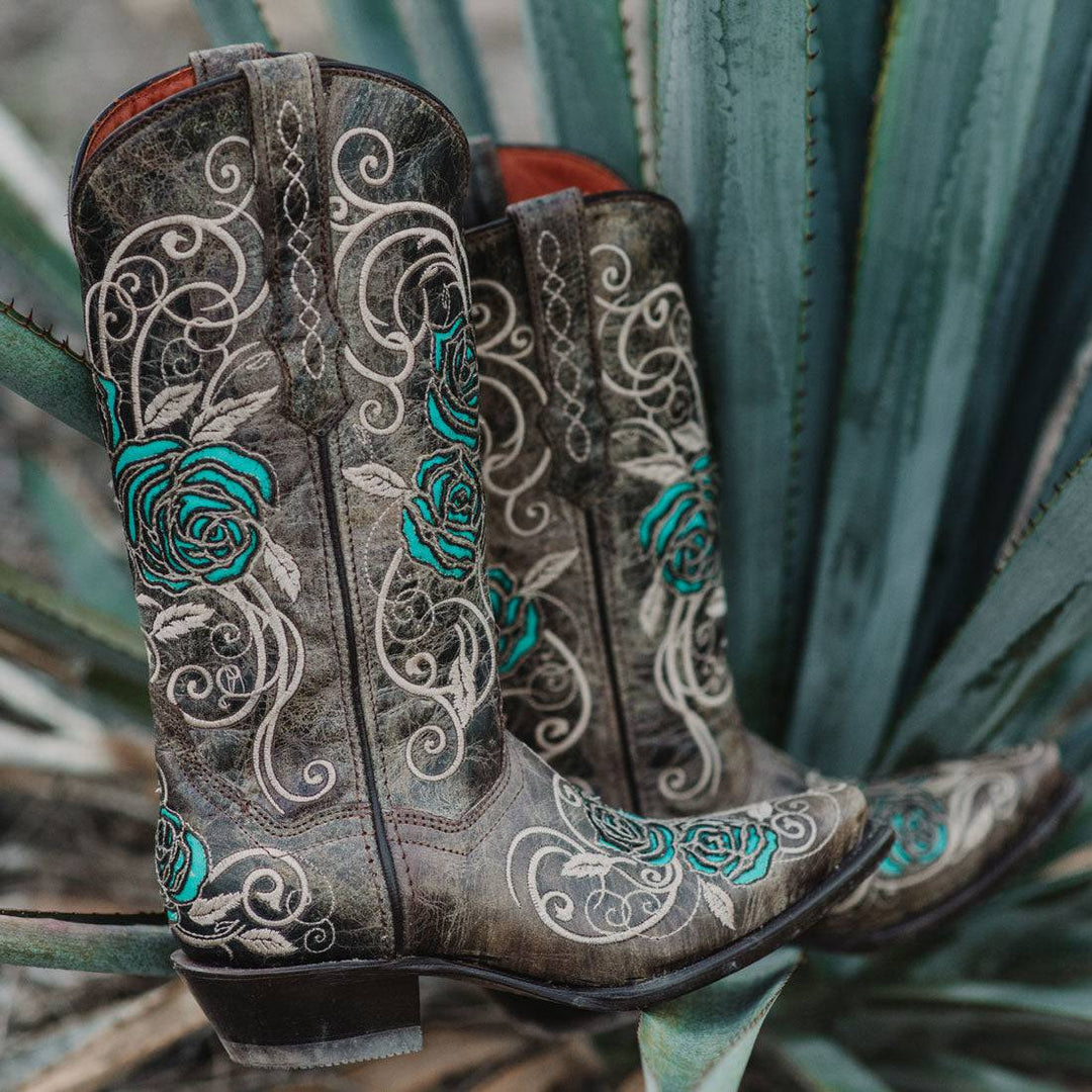 Débardeur Femme Cowgirl Sassy Roots - Bottes Roses Western Fun Pour Rodéo Et Style Country