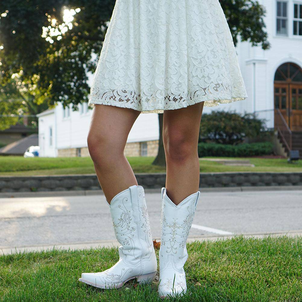 white dress cowboy boots White Rhinestone Cowgirl Boots