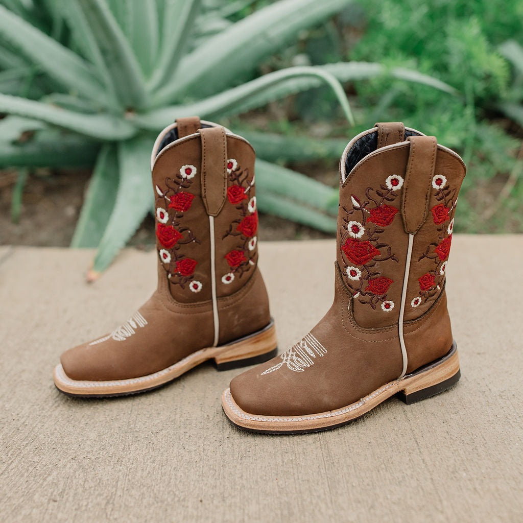 Red square toe cowgirl boots cheap